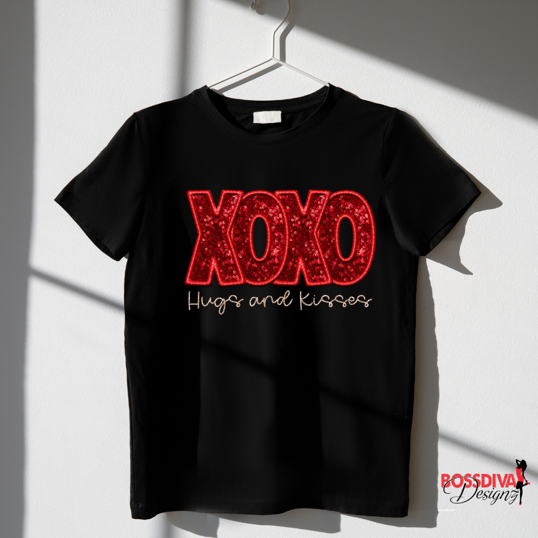 XOXO Tee